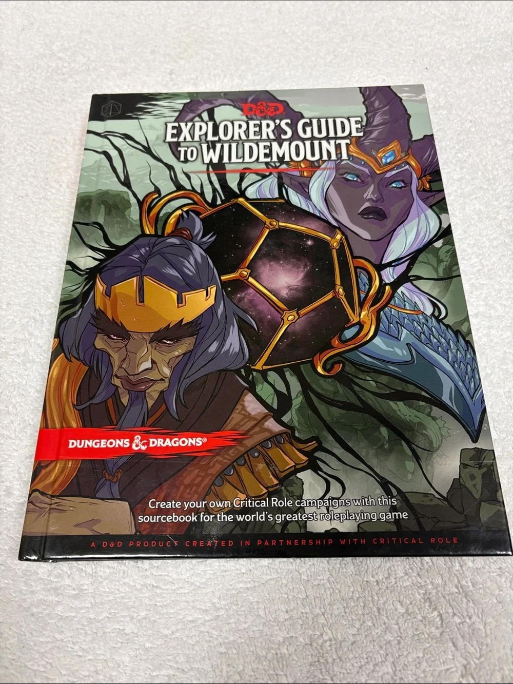 Dungeons & Dragons Explorer's Guide to Wildemount - Green & Purple Cover